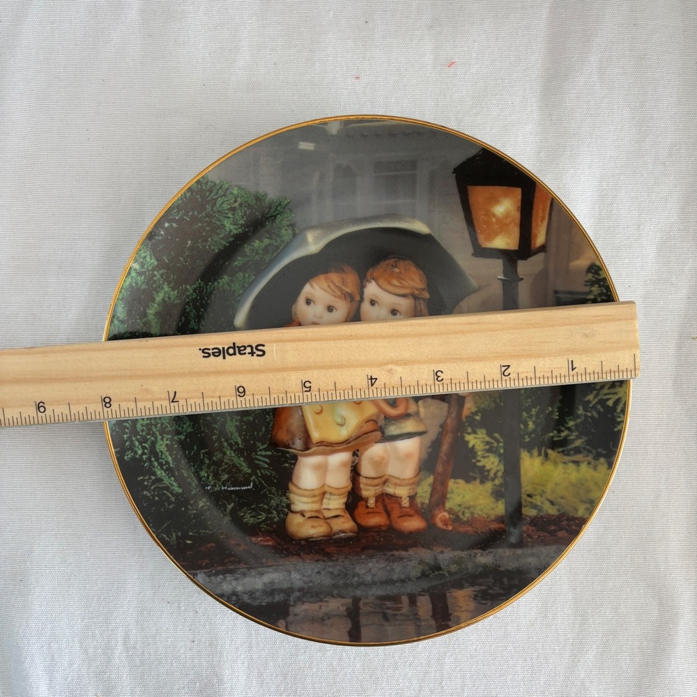M J Hummel Little Companions Plate Collection Country Crossroads Series Set of 4 - Picture 12 of 12